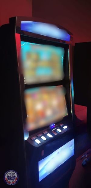 automat do nielegalnych gier hazardowych zabezpieczony w jednym z lokali znajdujących się na terenie Oławy