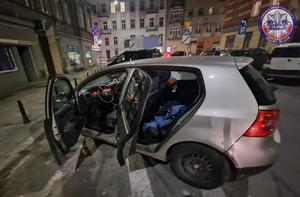 VW Golf koloru srebrnego skradziony w dniu 20 października br. na terenie Jelcza Laskowic