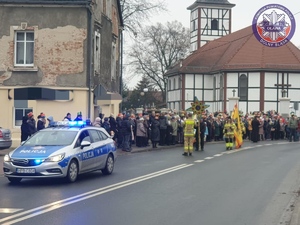 zabezpieczenie Orszaku Trzech Króli idącego ulicami Jelcza Laskowic
