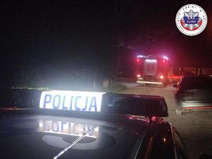 napis policja na radiowozie