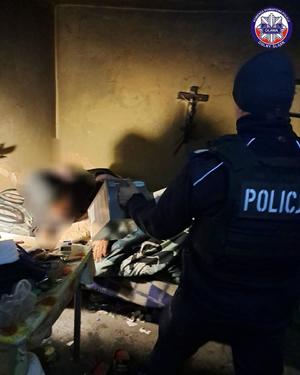 Pomoc osobie mieszkającemu w altance