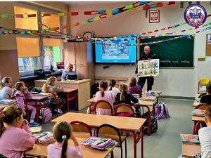 spotkania w szkołach