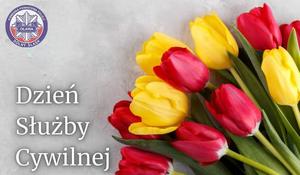 Napis Dzień Służby Cywilnej, logo KPP Oława i bukiet tulipanów