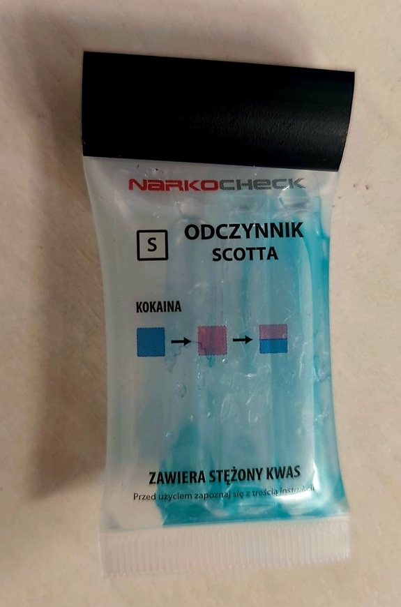Tester narkotykowy ze wskazaniem na kokainę